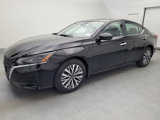 Used 2023 Nissan Altima 2.5 SV image 2