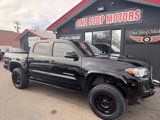 Used 2016 Toyota Tacoma TRD Sport image 2