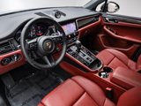 Certified 2025 Porsche Macan S image 4