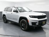 Used 2024 Jeep Grand Cherokee L Laredo image 3