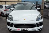 Used 2022 Porsche Cayenne Coupe image 3