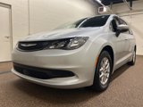 Used 2022 Chrysler Voyager LX image 5