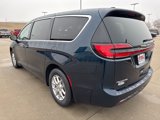 New 2025 Chrysler Pacifica Select image 5
