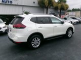 Used 2019 Nissan Rogue SV image 3