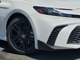 Used 2025 Toyota Camry SE image 4