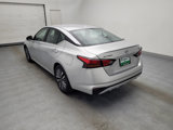 Used 2023 Nissan Altima 2.5 SV image 5