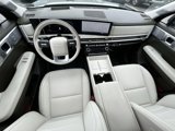 Used 2025 Hyundai Santa Fe Calligraphy image 2