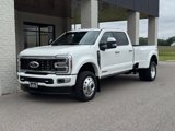 Used 2024 Ford F450 Platinum w/ FX4 Off-Road Package image 3