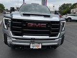 Used 2024 GMC Sierra 2500 Pro w/ Convenience Package image 2