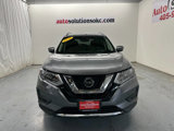 Used 2020 Nissan Rogue SV image 2