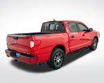 Used 2024 Nissan Titan SV w/ SV Convenience Package image 5