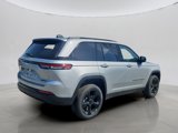 New 2025 Jeep Grand Cherokee Limited image 2