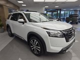 New 2025 Nissan Pathfinder Platinum image 2