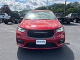 New 2026 Chrysler Pacifica Select image 2
