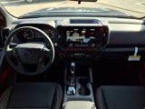 New 2025 Nissan Frontier PRO-4X image 4
