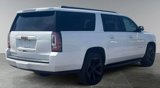 Used 2019 GMC Yukon XL SLT w/ Graphite Performance Edition image 4