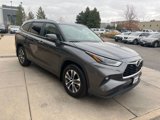 Used 2023 Toyota Highlander XLE image 4
