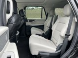 New 2025 Lincoln Navigator Reserve image 4