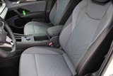New 2025 Volkswagen Tiguan SE R-Line image 5