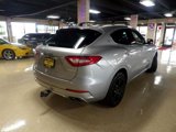 Used 2018 Maserati Levante GranLusso image 6