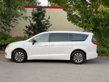 Used 2024 Chrysler Pacifica Limited image 4