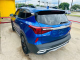 Used 2022 Kia Seltos Nightfall Edition image 4