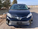 Used 2020 Toyota Sienna XLE w/ XLE Navigation Package image 5
