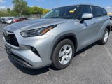 Certified 2023 Toyota Highlander LE image 3