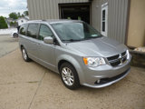 Used 2018 Dodge Grand Caravan SXT image 2