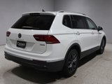Used 2024 Volkswagen Tiguan SE image 2