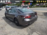 Used 2024 Toyota Camry SE image 5
