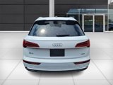 Used 2024 Audi Q5 e Prestige w/ Prestige Package image 6
