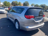 Used 2017 Chrysler Pacifica LX image 5