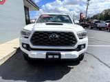 Used 2021 Toyota Tacoma TRD Sport w/ Technology Package image 3