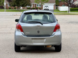 Used 2010 Toyota Yaris 4-Door Hatchback image 5