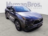 Used 2023 Toyota Highlander XLE image 3