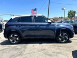 Used 2022 Hyundai Venue Limited image 3