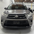 Used 2017 Toyota Highlander SE image 3