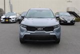 Used 2023 Kia Sorento LX image 3