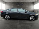 Used 2019 Ford Fusion SE image 2