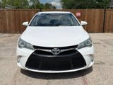 Used 2015 Toyota Camry SE image 2