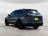 Used 2024 Volkswagen Tiguan SE w/ Panoramic Sunroof Package image 4