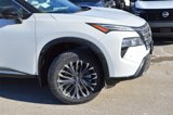 New 2025 Nissan Rogue Platinum w/ Tech Package image 2