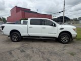 Used 2019 Nissan Titan SV w/ SV Convenience Package image 5
