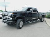 Used 2025 Chevrolet Silverado 3500 High Country w/ High Country Premium Package image 4