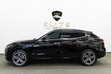 Used 2021 Maserati Levante GranLusso image 2
