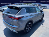 Used 2023 Mitsubishi Outlander SE image 4