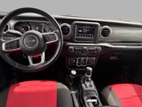 Used 2019 Jeep Wrangler Unlimited Sahara image 3