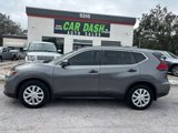 Used 2017 Nissan Rogue S image 2