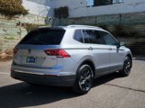 Used 2024 Volkswagen Tiguan SE image 3